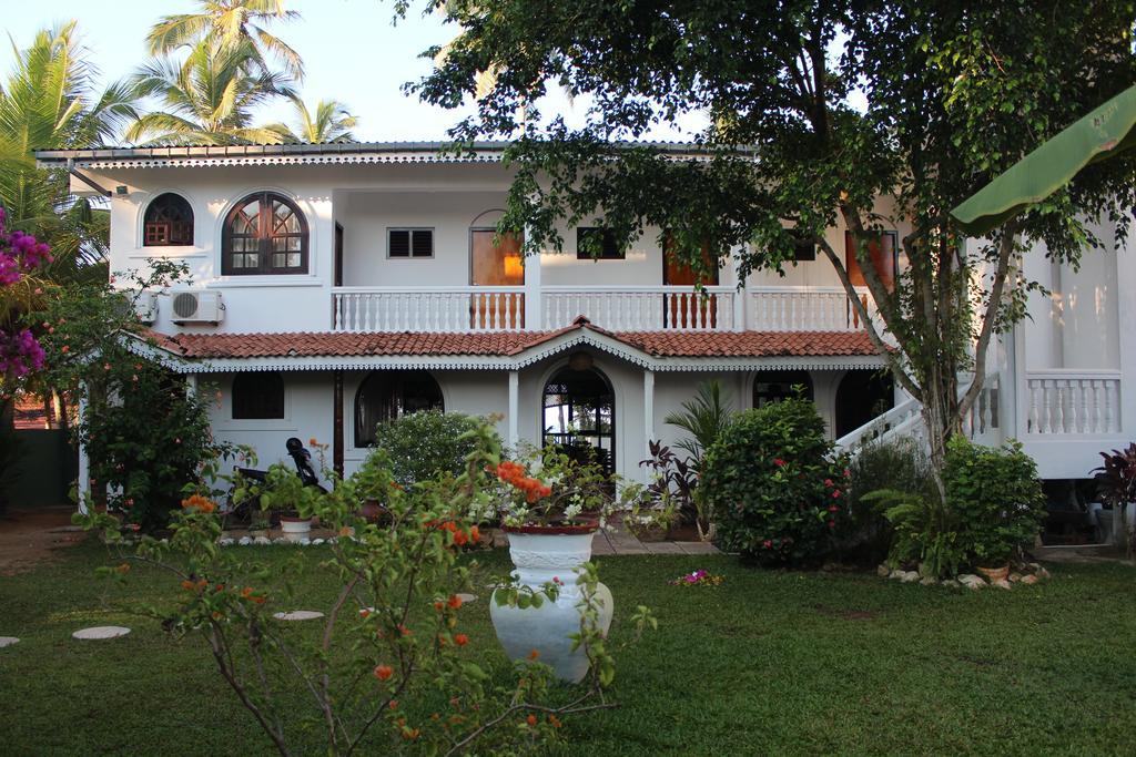 Hideaway Hikkaduwa Hotel Kültér fotó