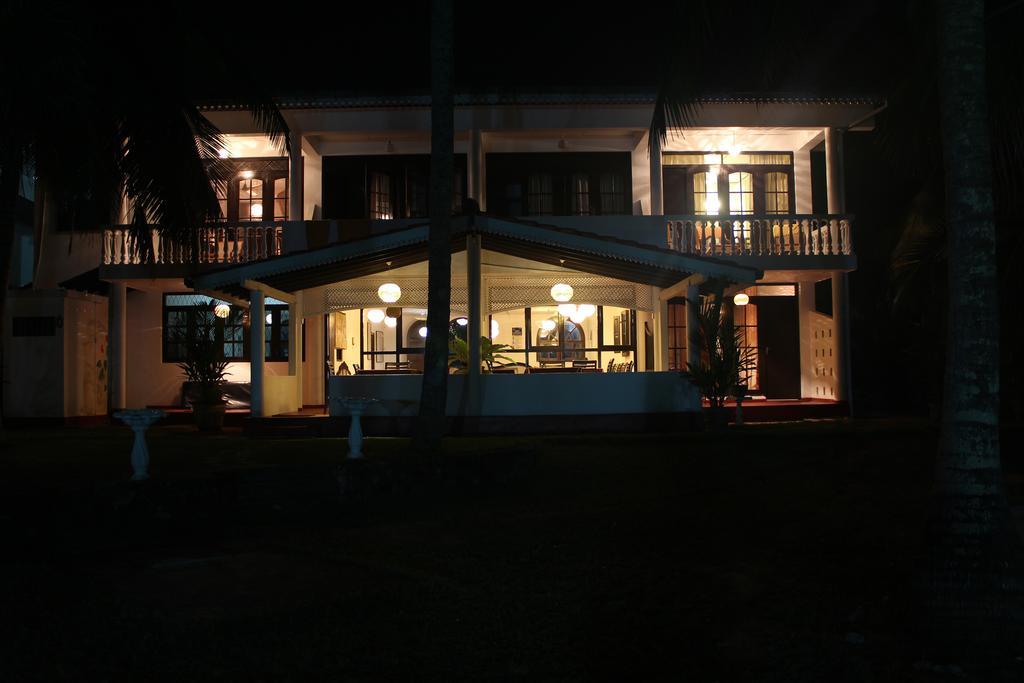 Hideaway Hikkaduwa Hotel Kültér fotó